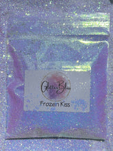 Load image into Gallery viewer, Frozen Kiss