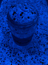 Load image into Gallery viewer, Frosty (Glow)