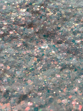 Load image into Gallery viewer, Shells