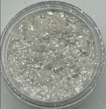 Load image into Gallery viewer, Moon Dust Mica