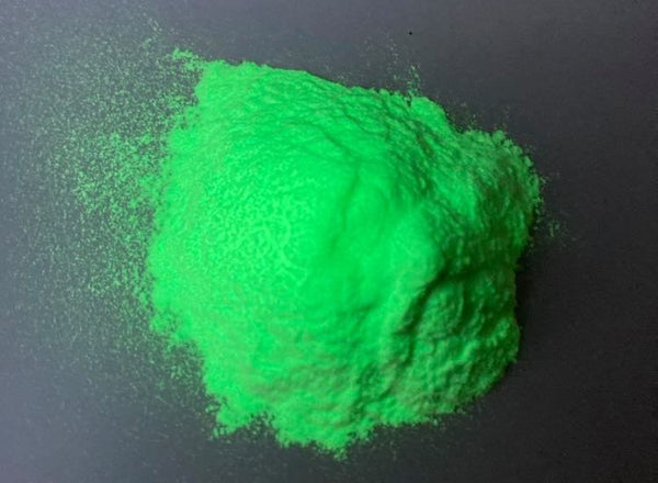 Glow in the Dark (White to Green) Mica